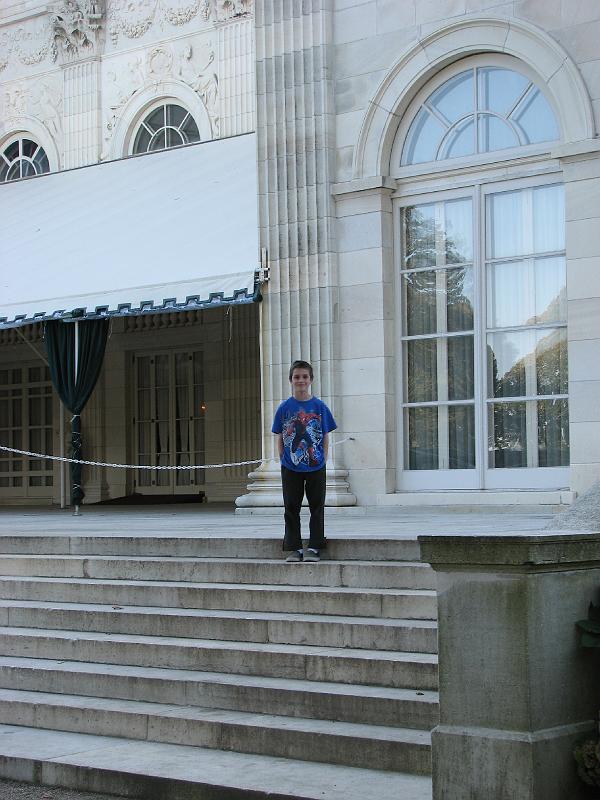 2008-10-12_Tiverton_Newport_Mansions 010.jpg